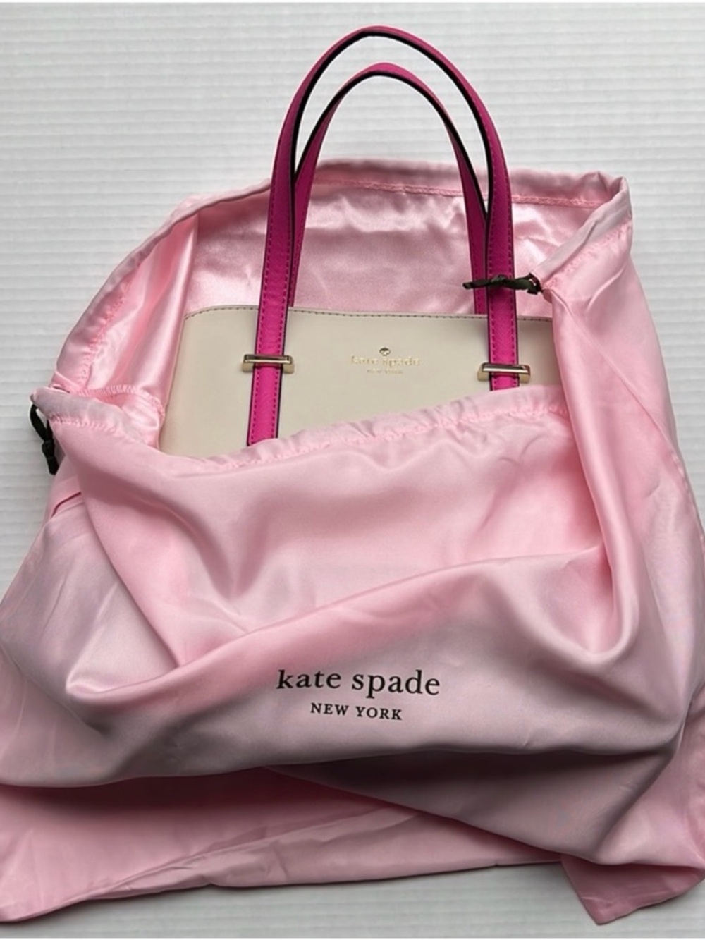 kate spade Pink and Cream Logo Drawstring Dust Bags Set - Picture 2 of 11